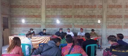 Musyawarah desa tentang penyertaan modal transformasi UPK Kecamatan 